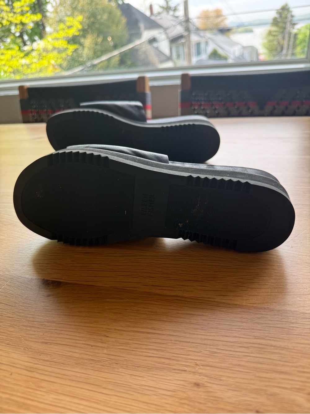 Eileen Fisher Black Leather Platform Slide Sandals - Picture 4 of 5